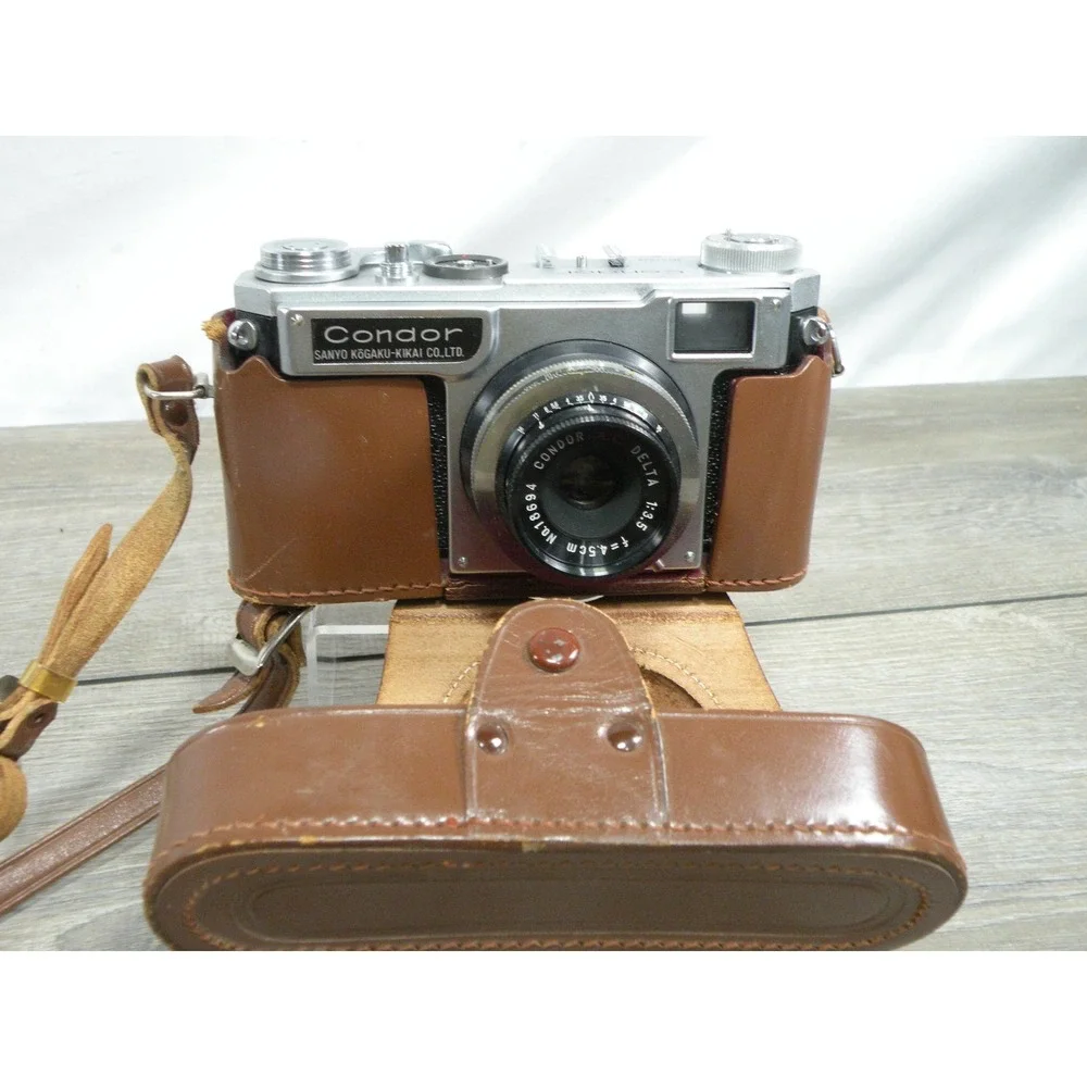 Vintage Condor Rangefinder Film Camera Sanyo Kogaku Kikai Co. Ltd. Japan w/ Case